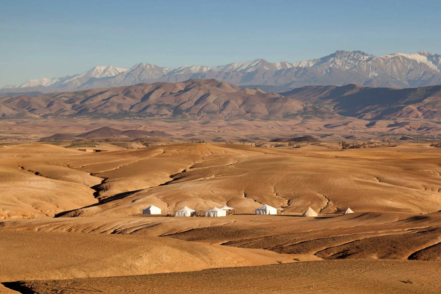 Taxi Marrakech to Agafay Desert private transfer